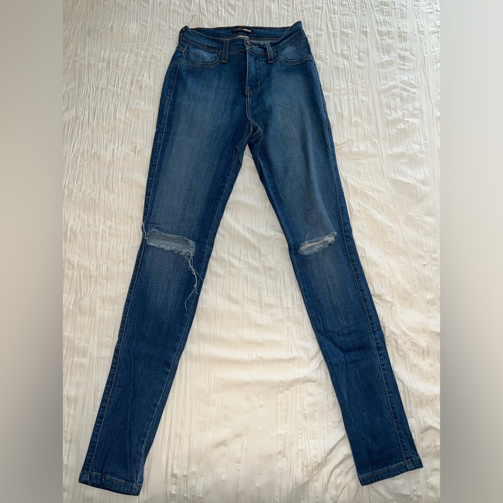 Fashion Nova Blue Skinny Jeans with Knee Distressing